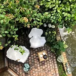 BRU-LAGOON Guesthouse